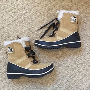 Sorel boots women’s size 7.5